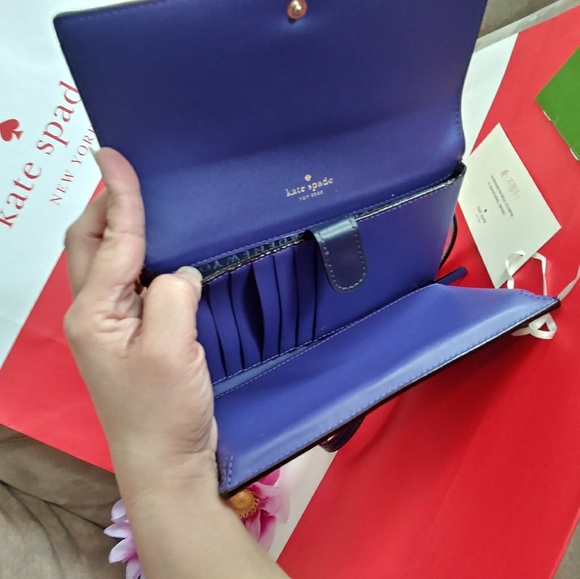 NWT Kate Spade wallet Crossbody - Picture 2 of 5